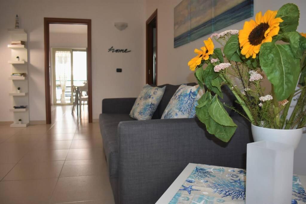 Donna Teresa Accomodation - Holiday House Monopoli Exterior photo